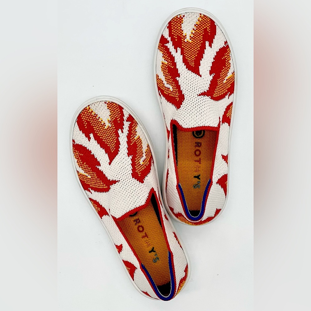 ‼️SOLD‼️ Rothy’s Kid’s K13 Sneakers - White with Red and Orange Flames!!